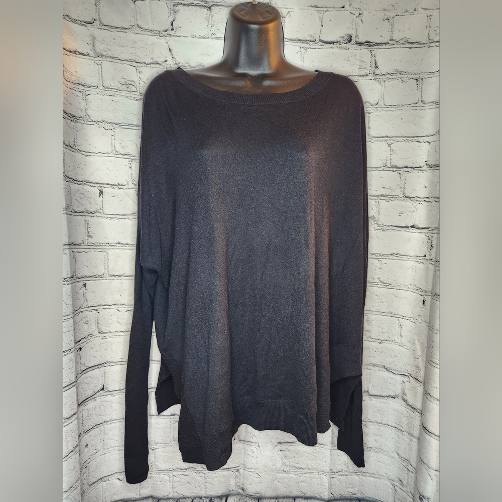 Trouve Women's Black Sweater Size‎ Small